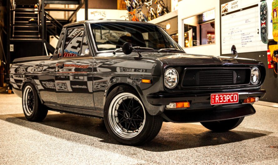 Цей непримітний пікап Datsun 1200 приховує турбований двигун Nissan