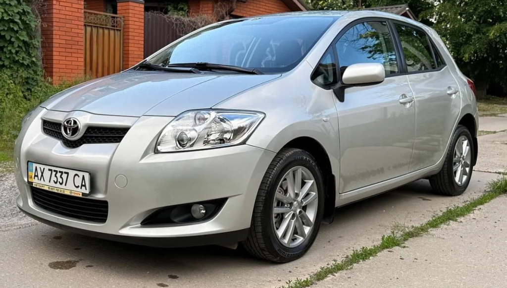 Toyota Auris 2010