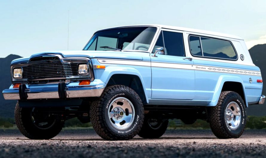 Цей Jeep Cherokee 1979 року виглядає як серійний, доки не помічаєш 825-сильний V10