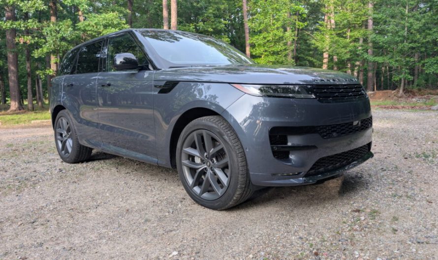 Огляд Range Rover Sport PHEV 2026: гібрид не в усьому найкращий, і в цьому його фішка