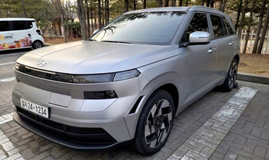 Новий Hyundai Kona настільки подібний до Ioniq, що можна подумати, ніби він став електромобілем
