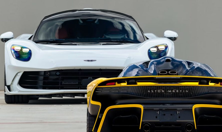 Один власник продає одразу два Aston Martin Valhalla з однаковим пробігом у 196 миль
