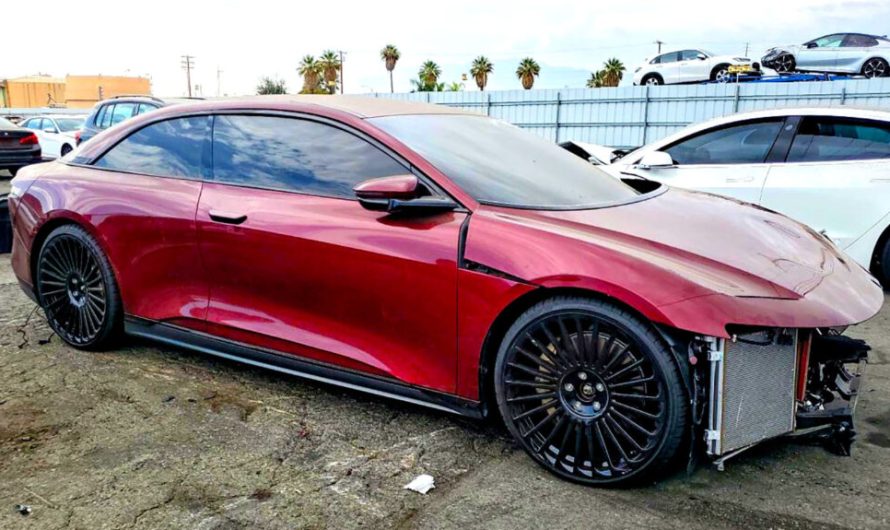 Персоналізований Lucid Air Coupe Шакіла О’Ніла зазнав аварії з пробігом менш ніж три тисячі миль