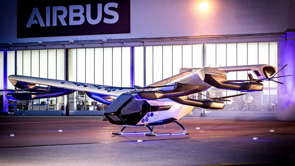 Літальний апарат eVTOL у польоті