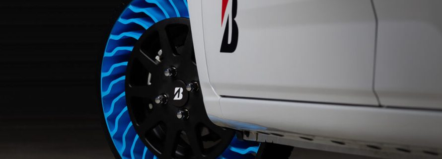 Безкамерні шини Bridgestone нарешті виїхали на дороги, однак їхня максимальна швидкість — лише 12 миль на годину