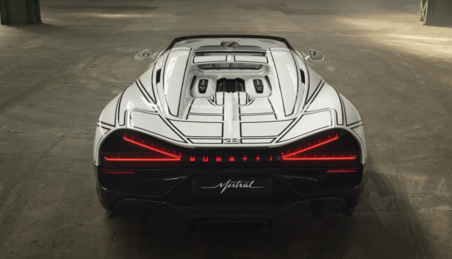 Bugatti W16 Mistral Blanc Éternel