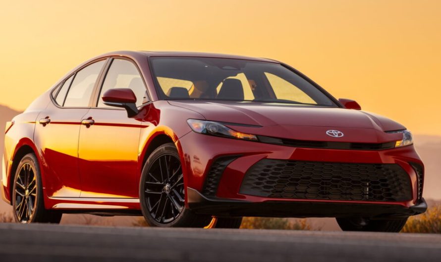 Toyota закріплює торгову марку Camry Apex — позначення, яке раніше використовували для спортивної версії Corolla