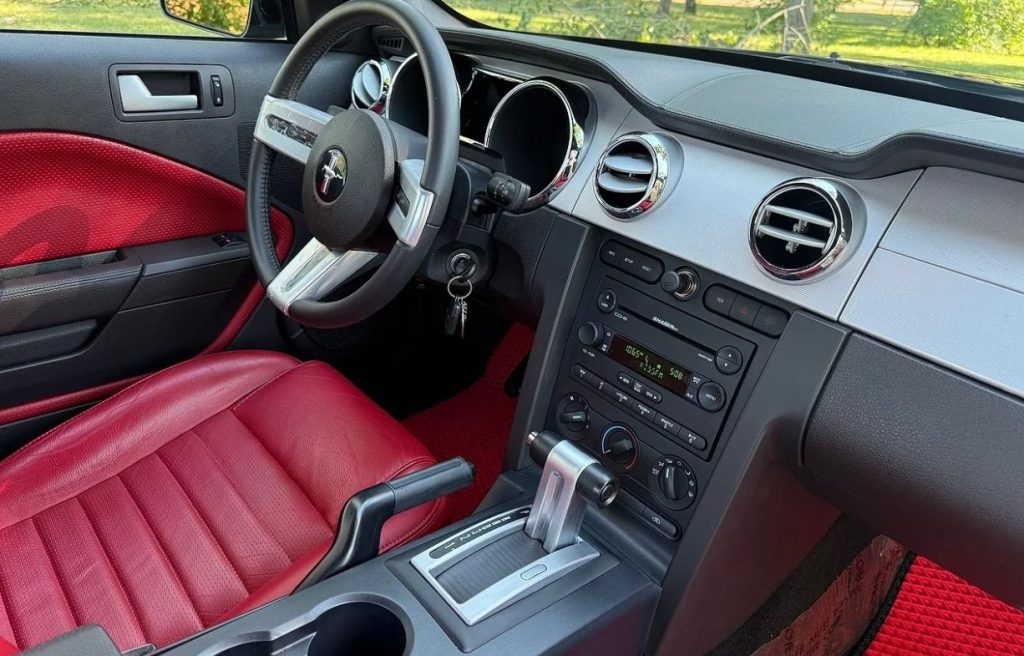 Ford Mustang GT 2006