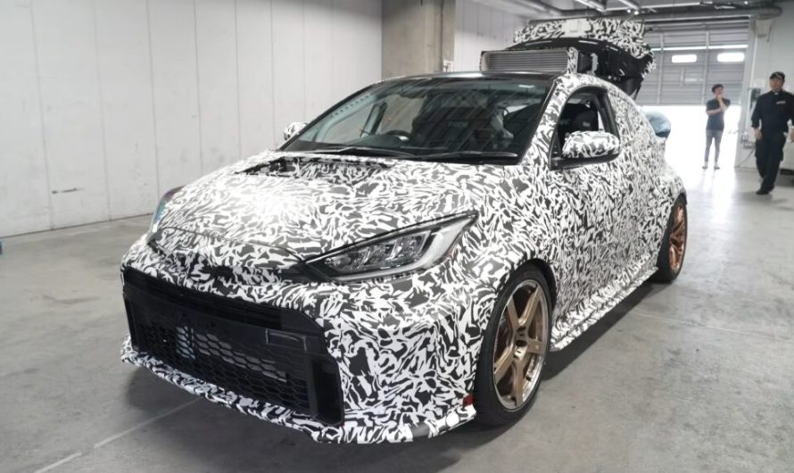 Середньомоторний MR2 від Toyota наближається до реальності, і він прихований у концепті GR Yaris