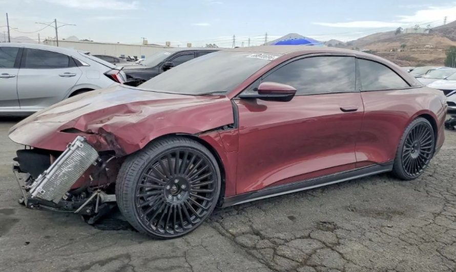 Кастомне купе Lucid Air від Шакіла О’Ніла розбили на пробігу 4663 км й продають (фото)
