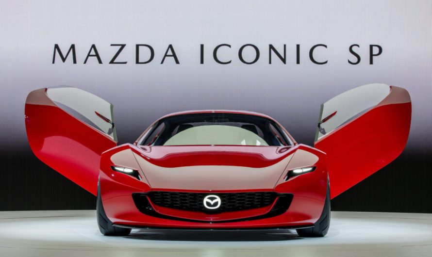 Нові патенти на спортивний автомобіль Mazda демонструють двері-крила та відсутність роторного двигуна