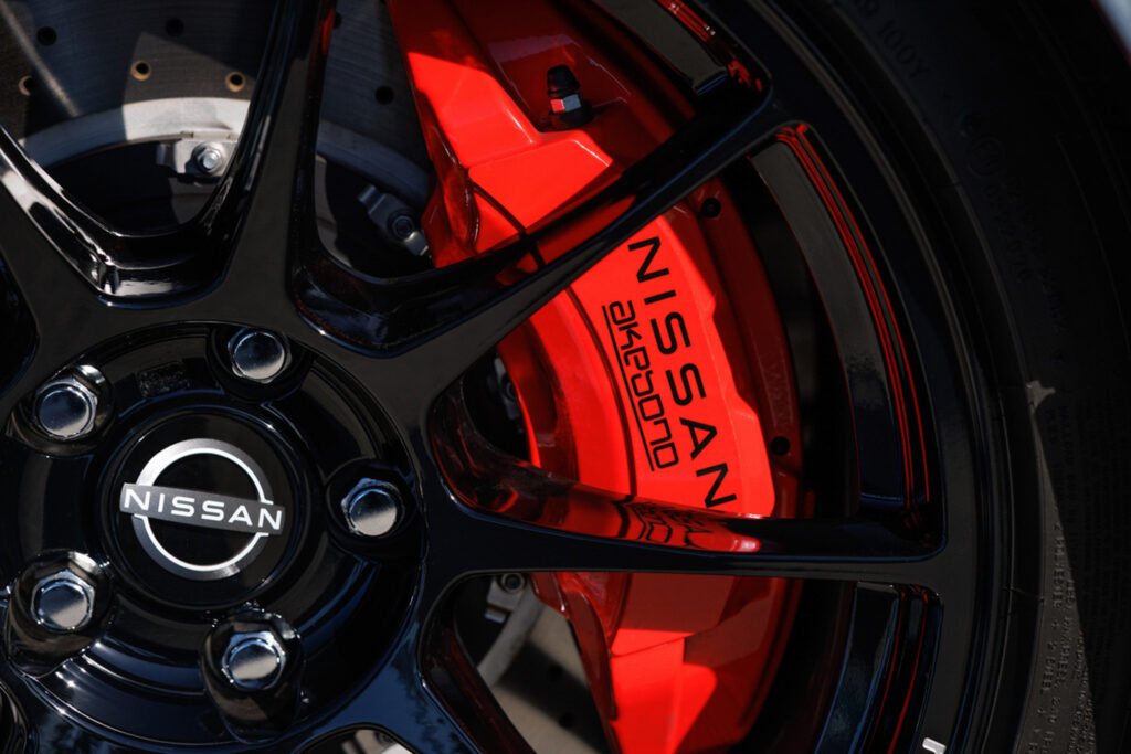 Nissan brake caliper colors