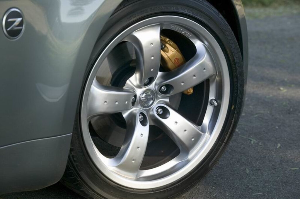 Nissan brake caliper colors