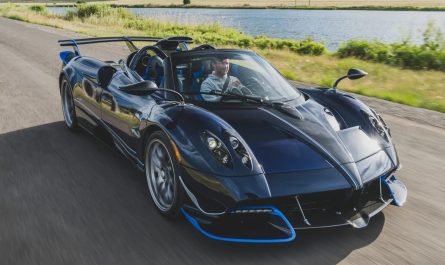Pagani Huayra Roadster