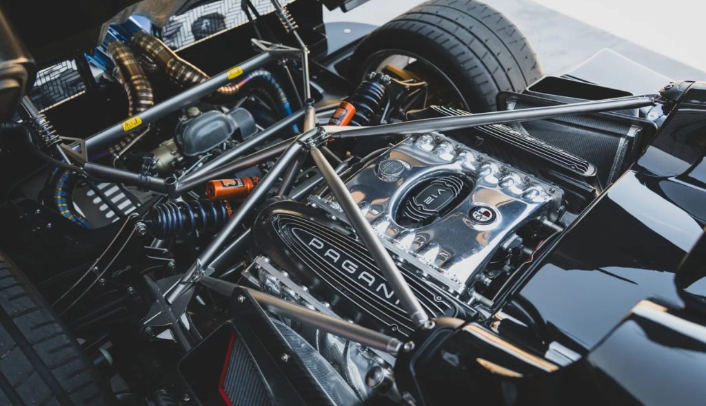 Pagani Huayra Roadster