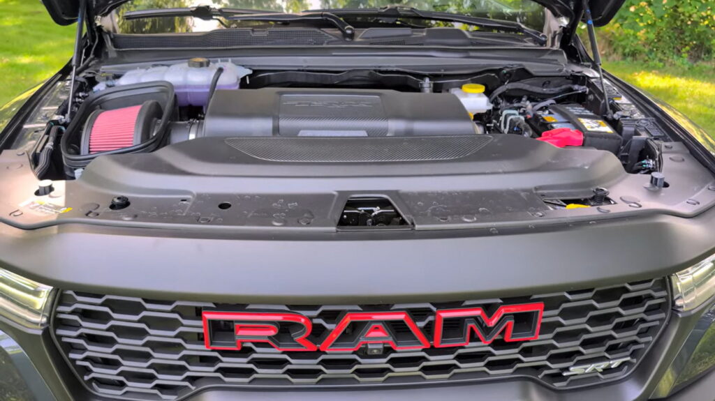 Ram TRX на трасі