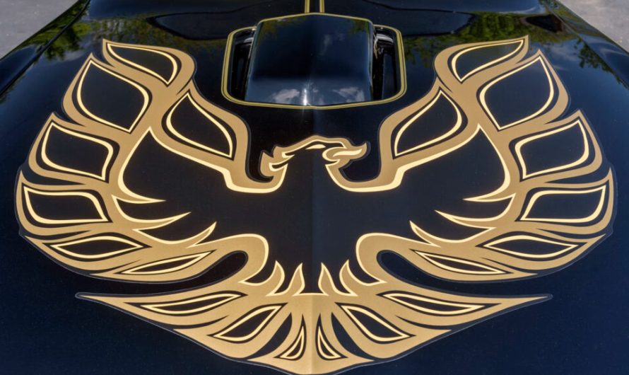 Компанія General Motors демонтує завод, де компанія Pontiac створювала свою легендарну продукцію