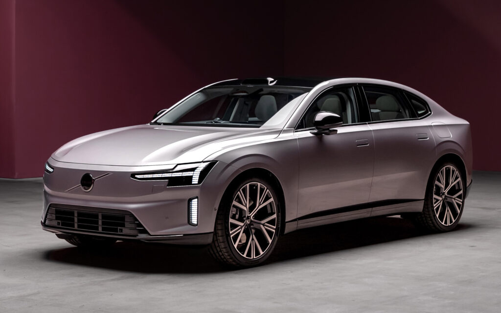 Volvo може повернути седани та універсали до Америки