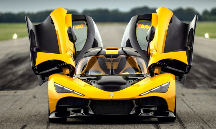 Найпотужніший серійний автомобіль із двигуном V12 розганяється до 300 км/год раніше, ніж більшість машин досягають 100 км/год