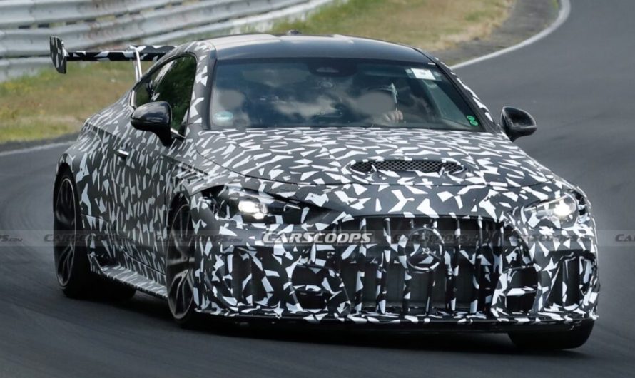Mercedes-AMG готує Mythos з V8 і плоским колінвалом, щоб розгромити BMW M4
