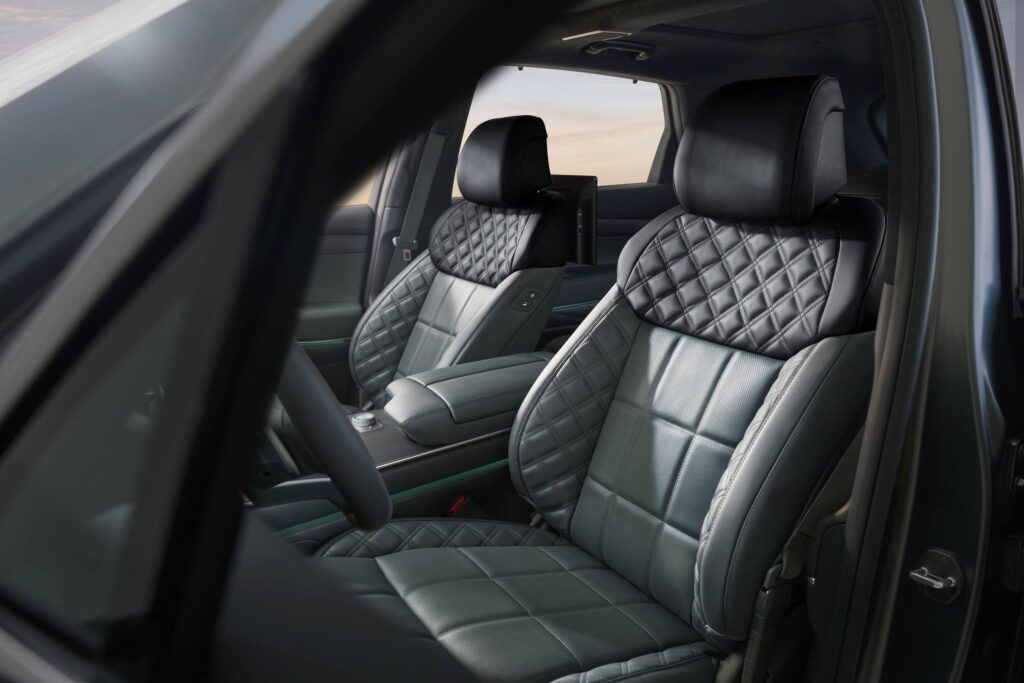 Genesis GV80 Hybrid додає 47 к.с. та 25% економії пального
