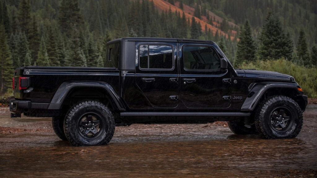 Jeep Gladiator 2024 бічний профіль