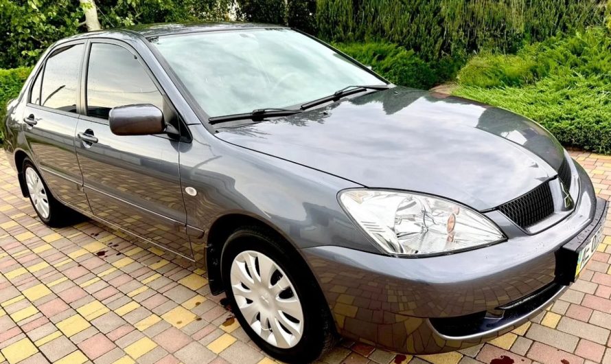 Mitsubishi Lancer IX 2008 року з найменшим пробігом в Україні продають у Дніпрі: яка ціна (фото)