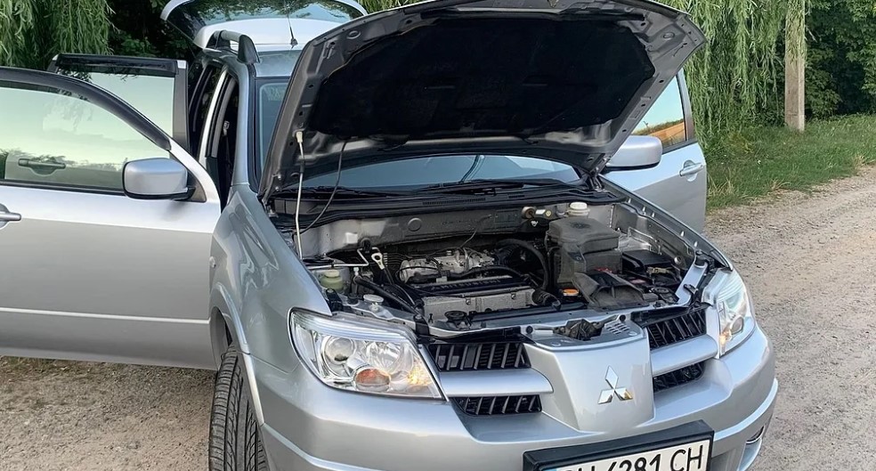 Mitsubishi Outlander 2008
