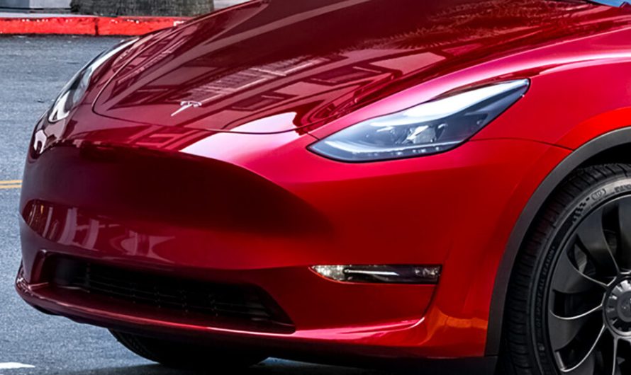 NHTSA ініціювала відкликання фар Tesla, які компанія протягом двох років вважала безпечними