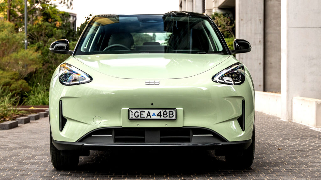Geely EX2