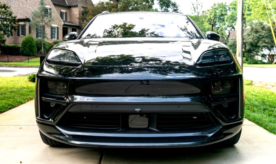 Вартість електричного Porsche Macan Turbo 2026 року впала приблизно на $50 000 уже через три місяці та 2 000 миль