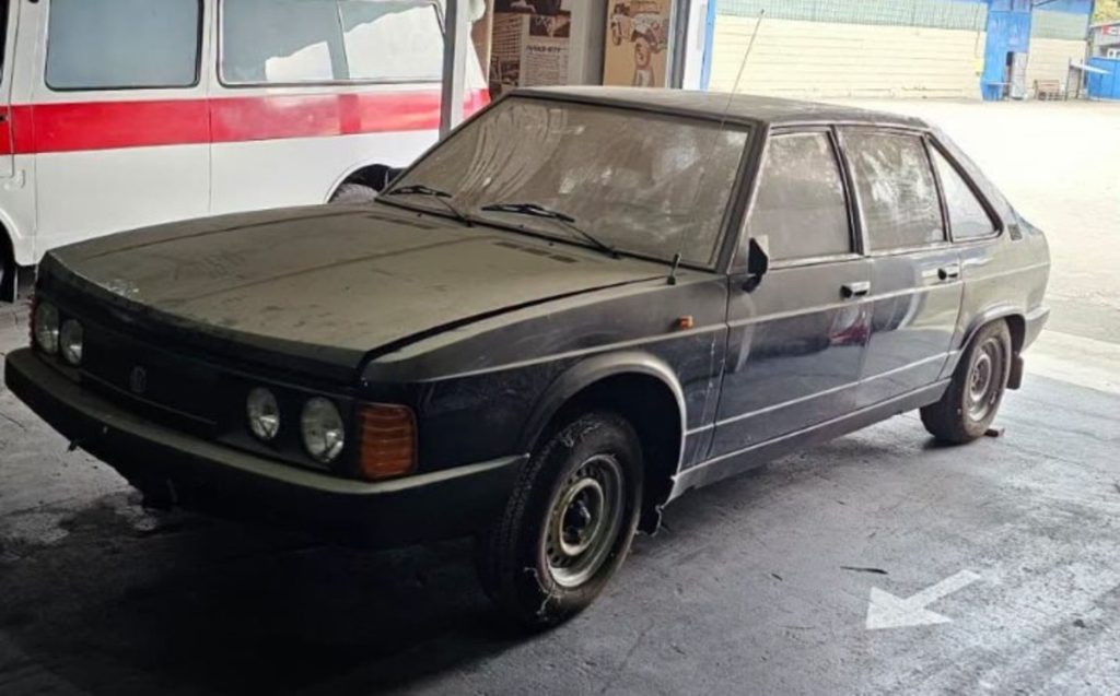 Tatra 613