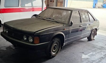 Tatra 613