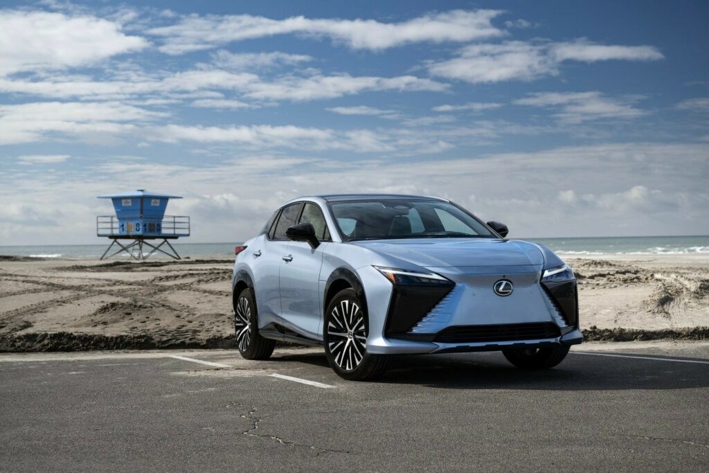 Lexus RZ