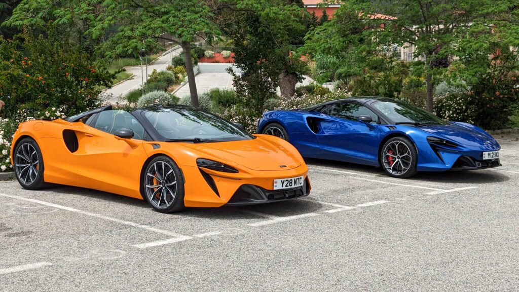 McLaren Artura Spider