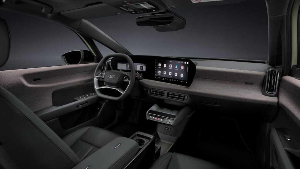 Салон нового Audi A2 E-Tron