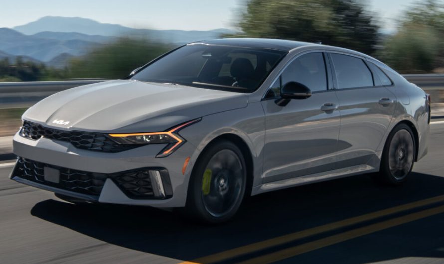 Попри збільшення обсягів реалізації, Kia скорочує асортимент K5