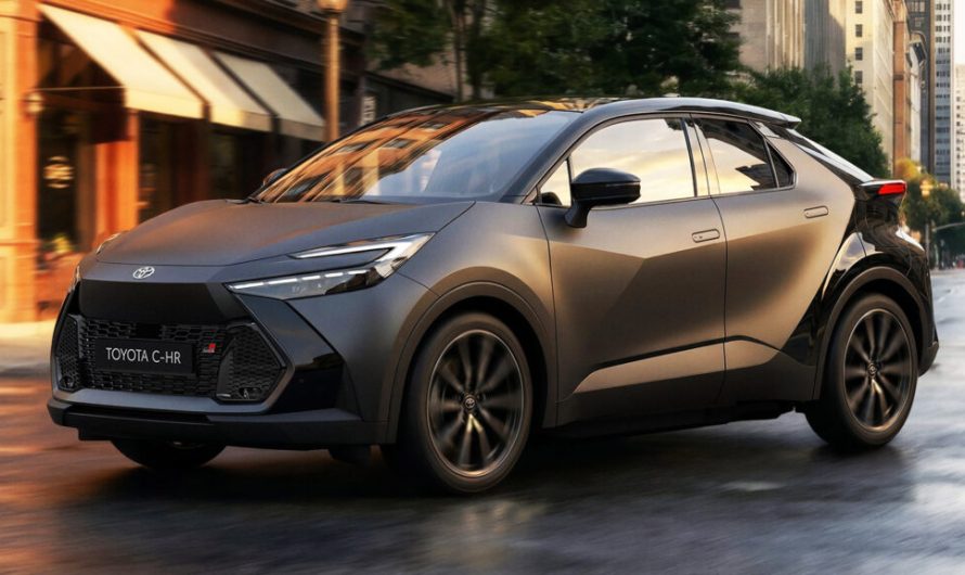 Омріяна Toyota C-HR GR Sport, яку так і не вдається придбати, стала ще темнішою