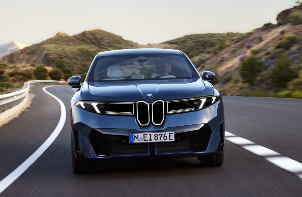 BMW iX3