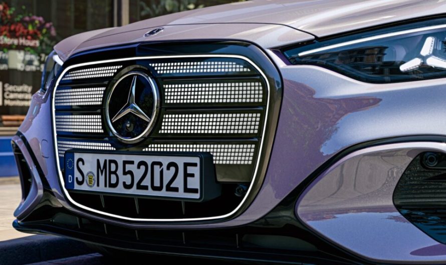 Чи не втратила тепер сенс модель C 400 через нову базову електричну C 300 від Мерседеса?