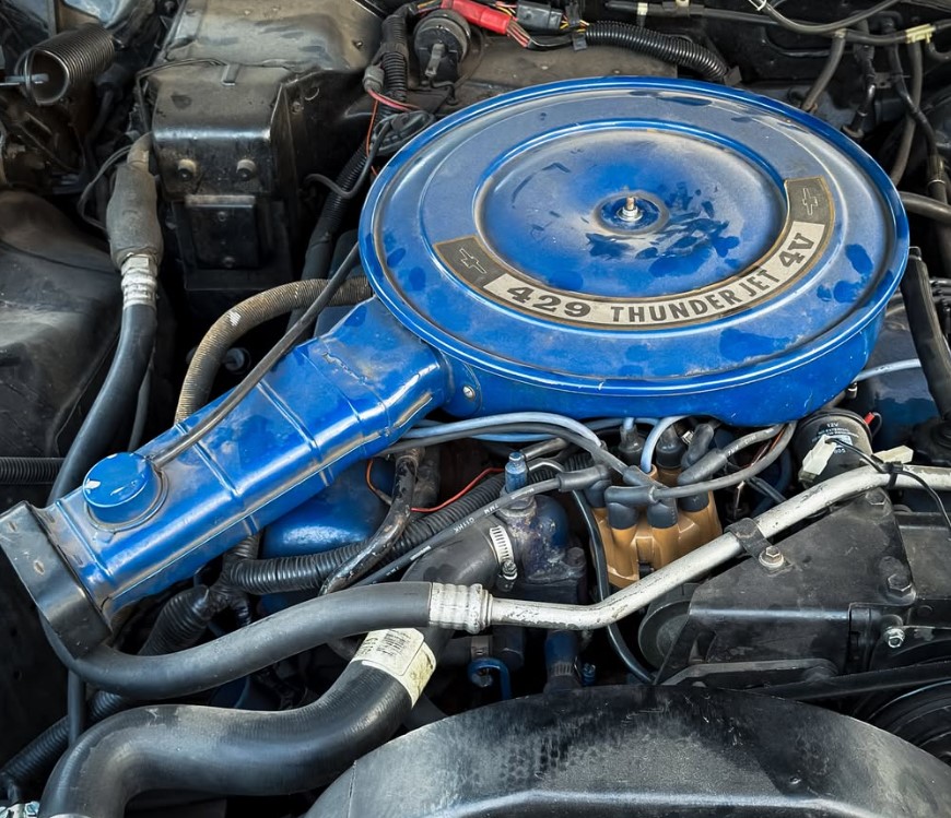 Ford Thunderbird Landau Sedan