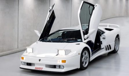 Lamborghini Diablo SE30
