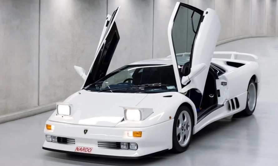 Білий лімітований Lamborghini Diablo SE30 продають у Лондоні: ціна вражає (фото)