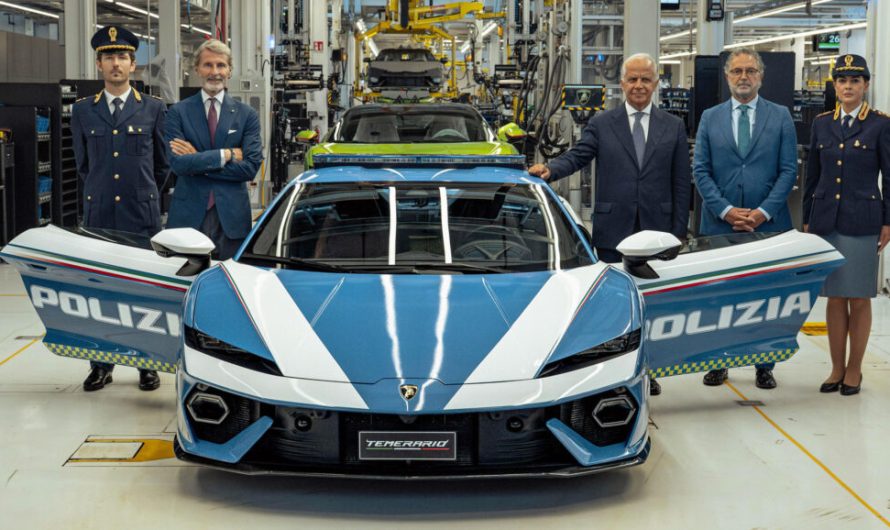 Коли кожна мить вирішальна: службовий Lamborghini на 907 к.с. створений для поліції
