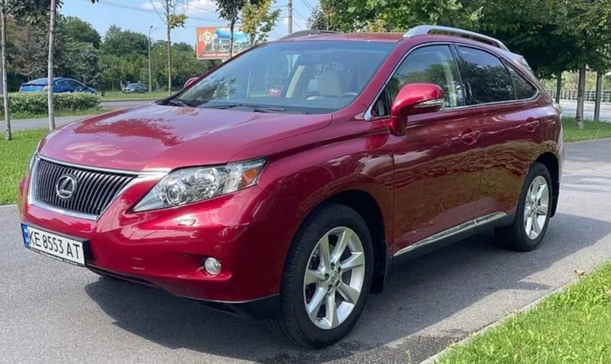 Lexus RX 2011 продають у стані капсули часу: чи справедлива ціна (фото)