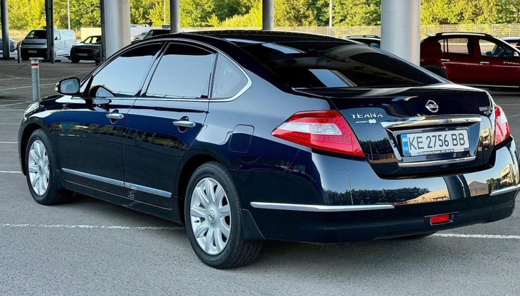 Nissan Teana