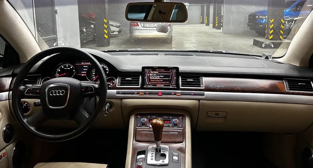 Audi A8 2008