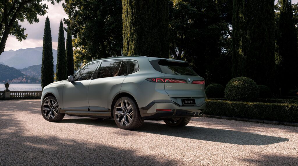 BMW хоче випустити SUV вище за X7 у США