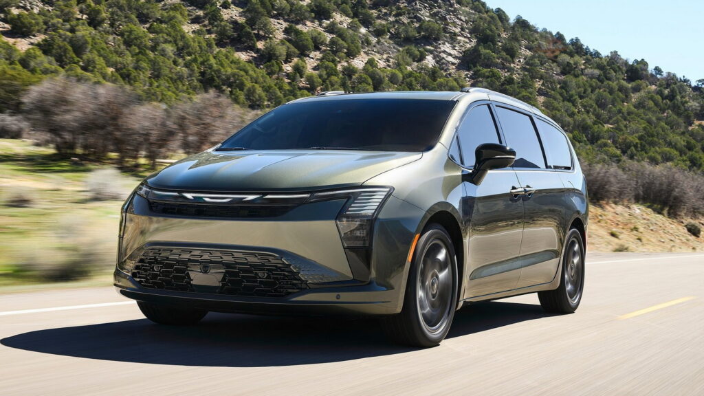 Chrysler Pacifica 2027