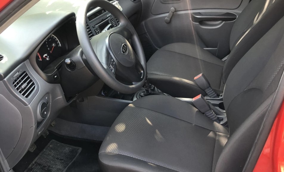 Kia Rio 2010